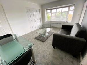 Lounge- click for photo gallery